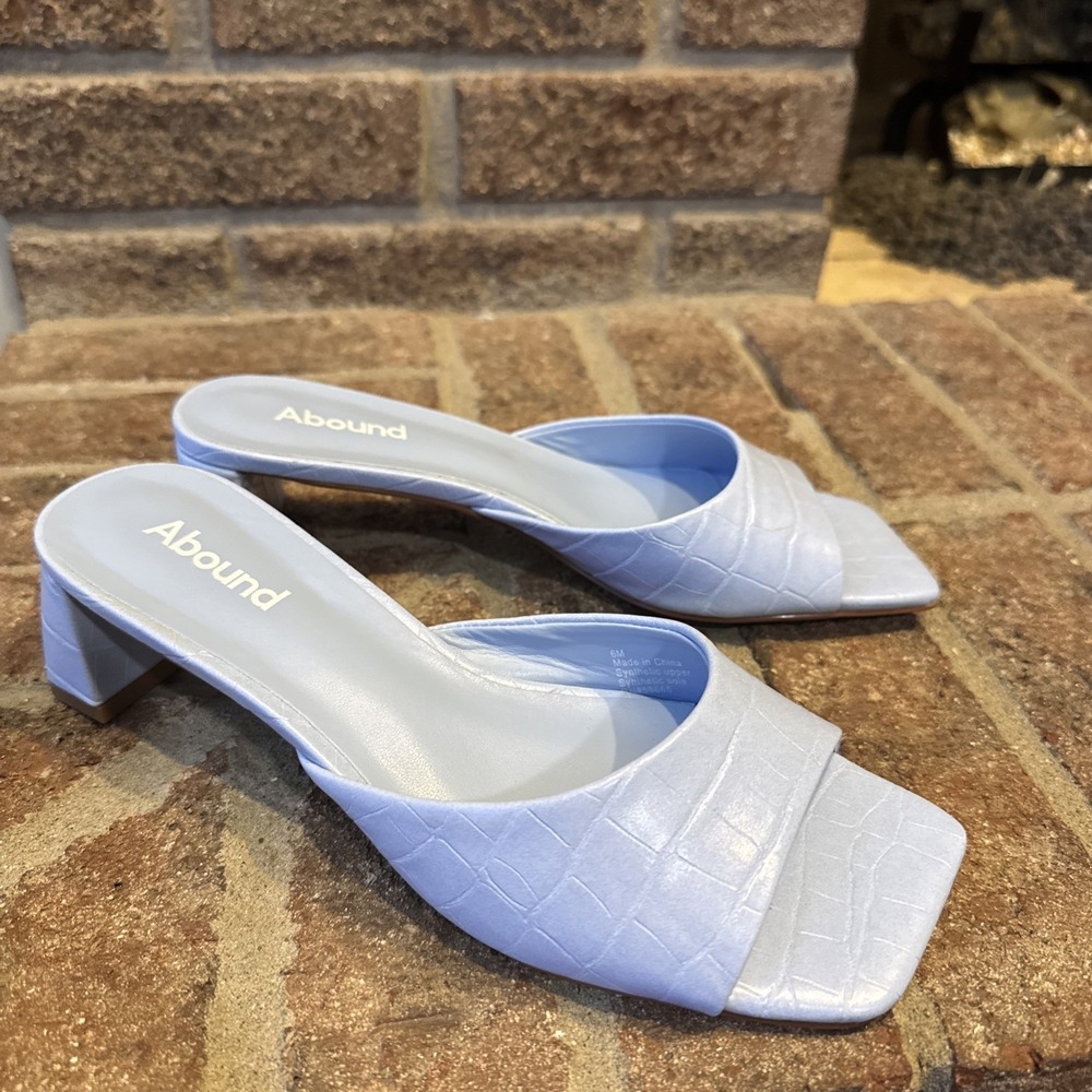 Abound Erica Sandals Light Blue Textured Slide 6M Block Heel Square Toe #527